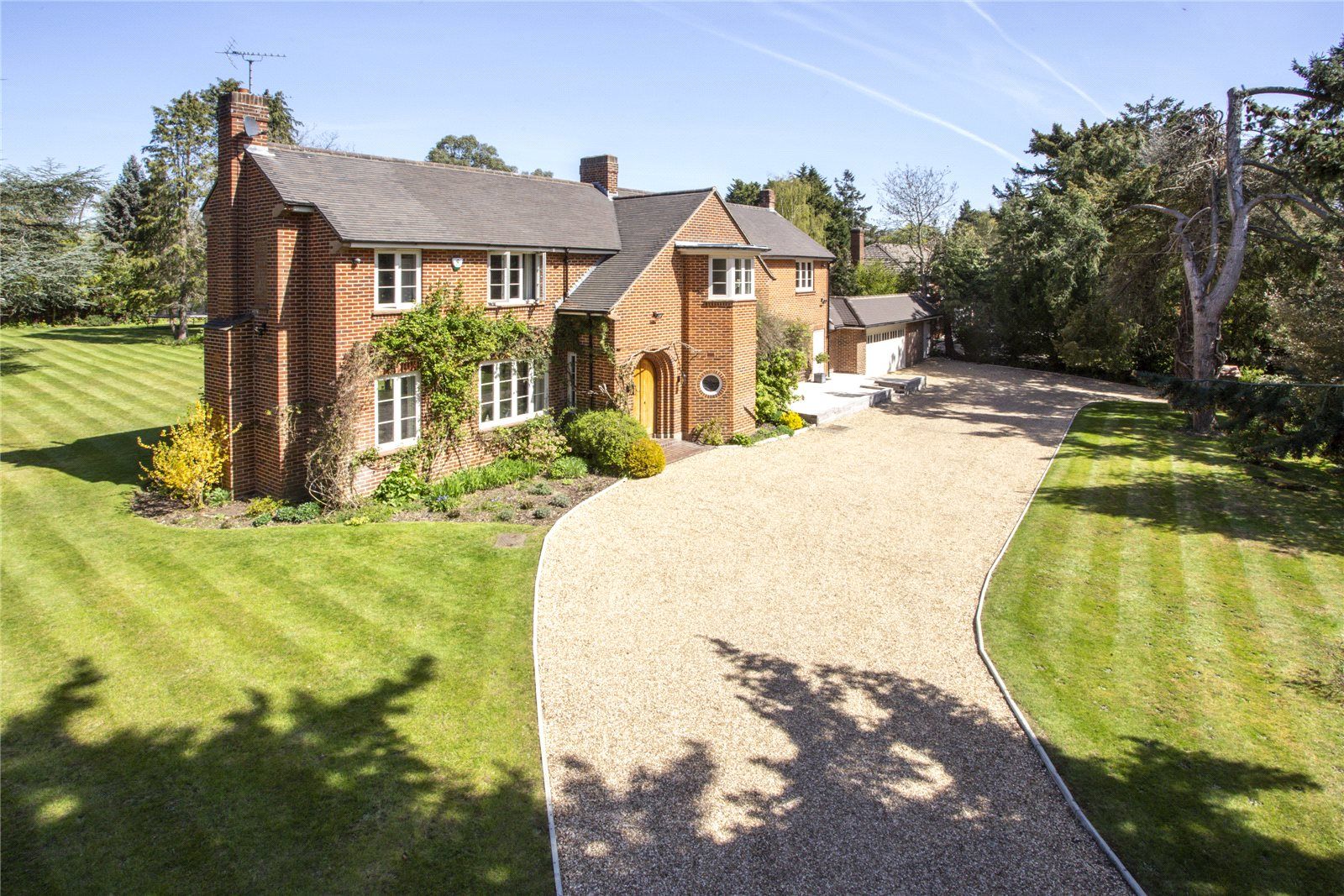 5 bed detached house for sale in Duffield Park, Stoke Poges