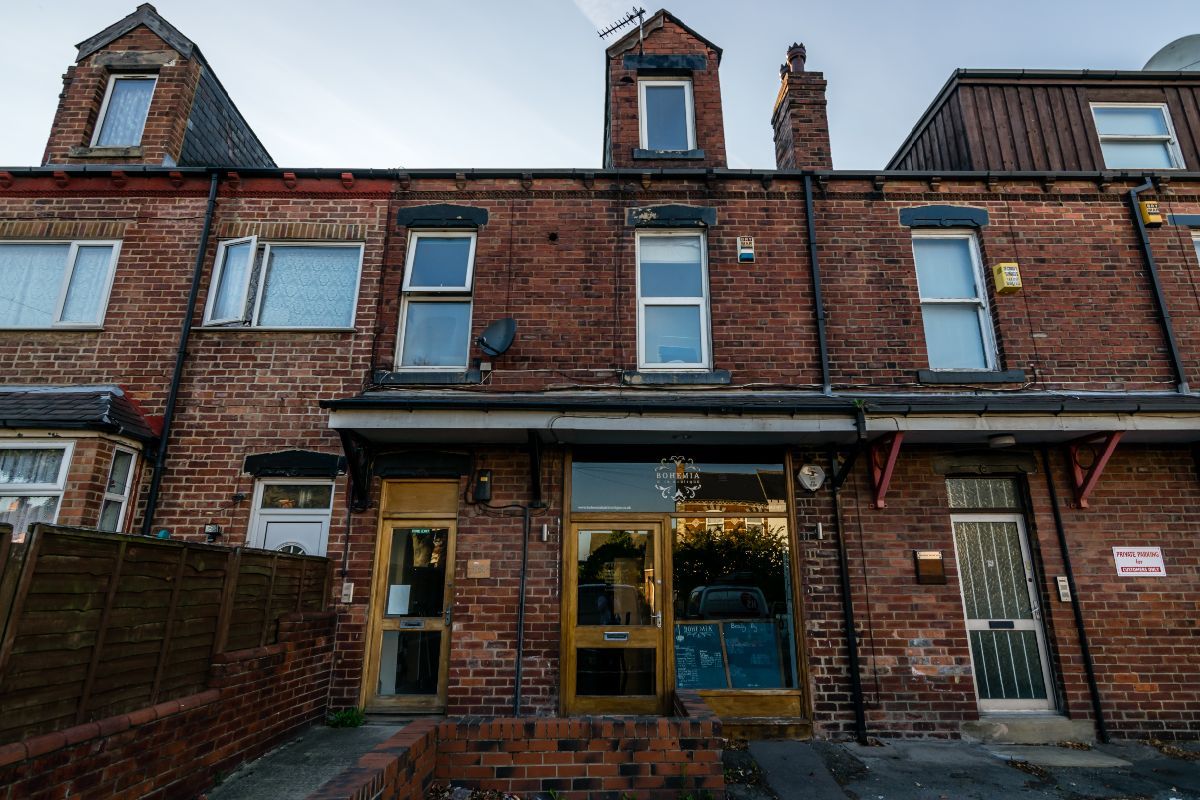 1 bed flat to rent in Lidgett Lane, Garforth, Leeds LS25 Zoopla