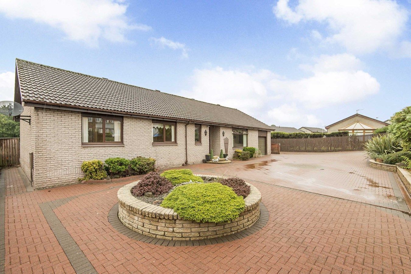 3 Bed Bungalow For Sale In Jamphlars Road Cardenden Lochgelly Ky5