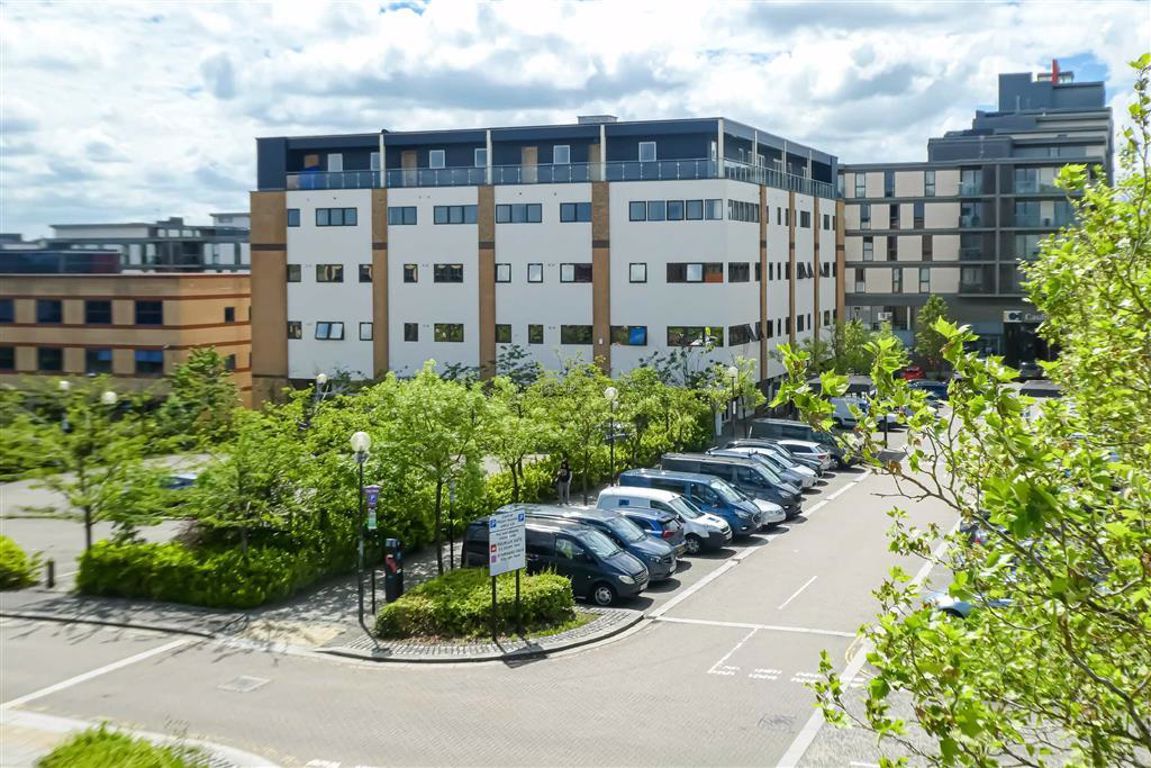 352 Avebury Boulevard Central Milton Keynes Central Milton Keynes MK9  