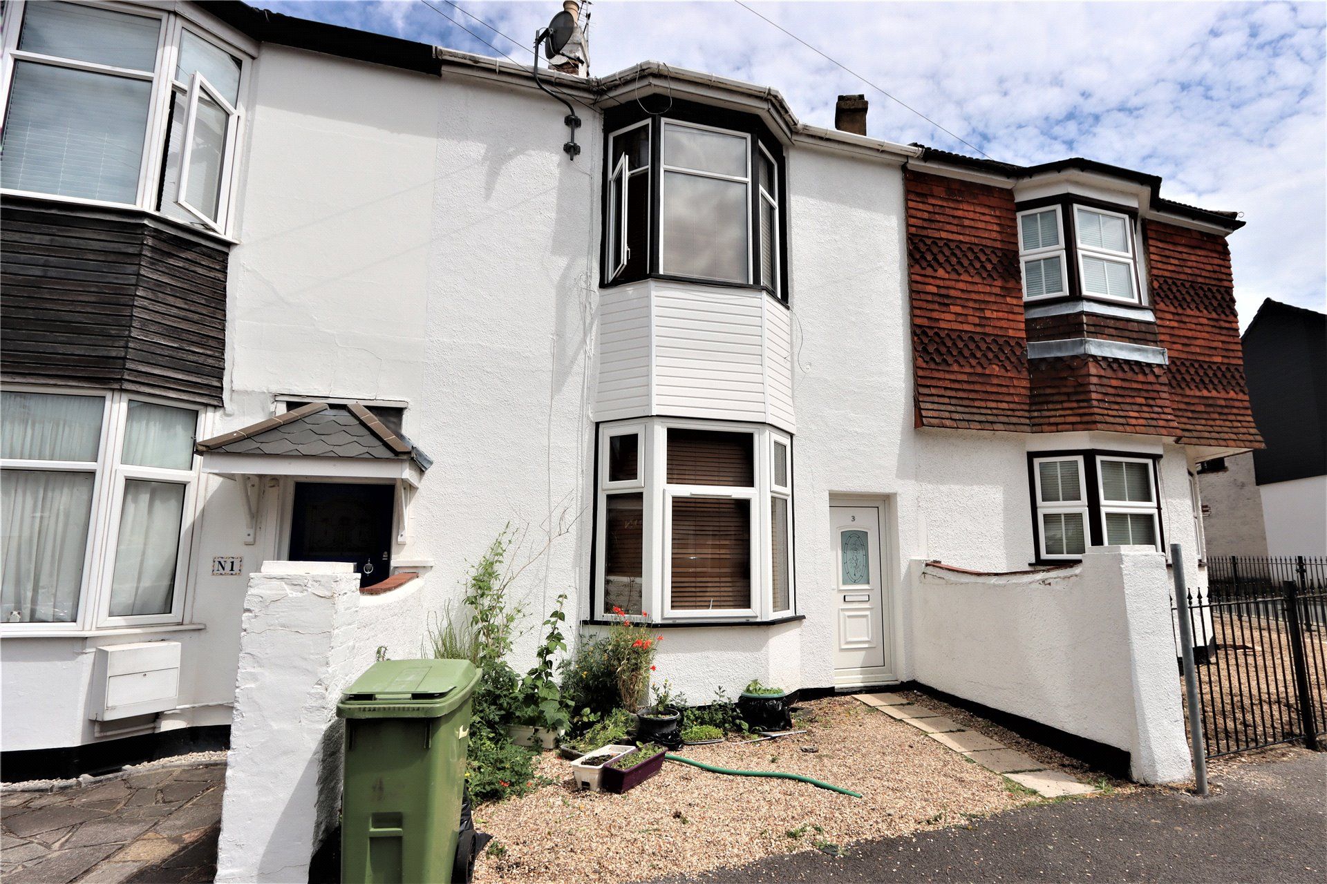 5 bed terraced house for sale in Brighton Road, Aldershot, Hampshire GU12 Zoopla