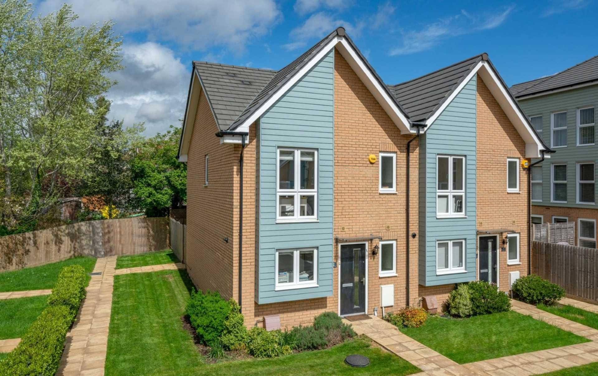 Bridgeview Close, Apsley HP3  