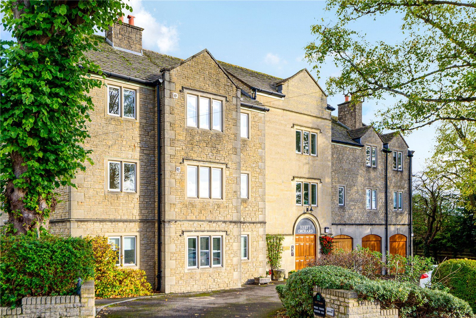 2 bed flat for sale in Hyett Close, Painswick, Stroud, Gloucestershire