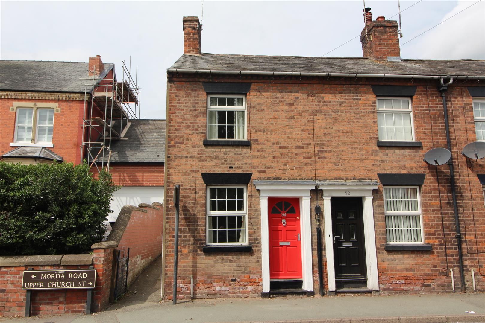 2 bed end terrace house for sale in Upper Church Street, Oswestry SY11