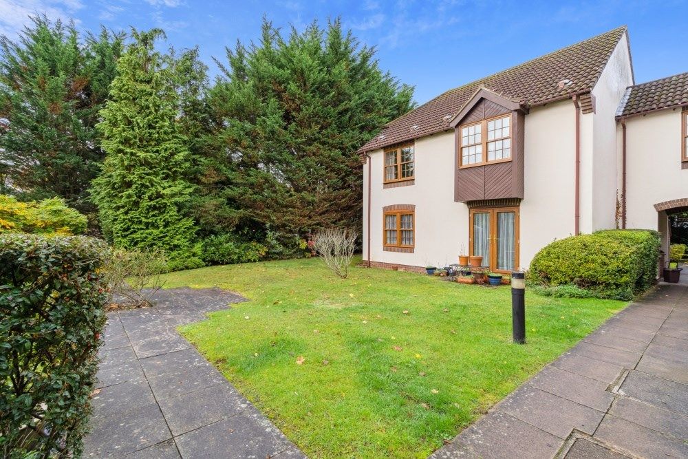 2 bed property for sale in King V Road, Amersham HP6 Zoopla