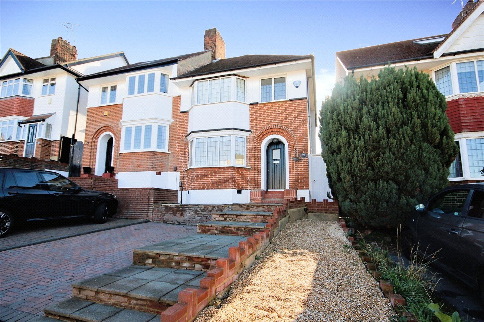 3 bed semidetached house for sale in Dove House Gardens, Chingford E4