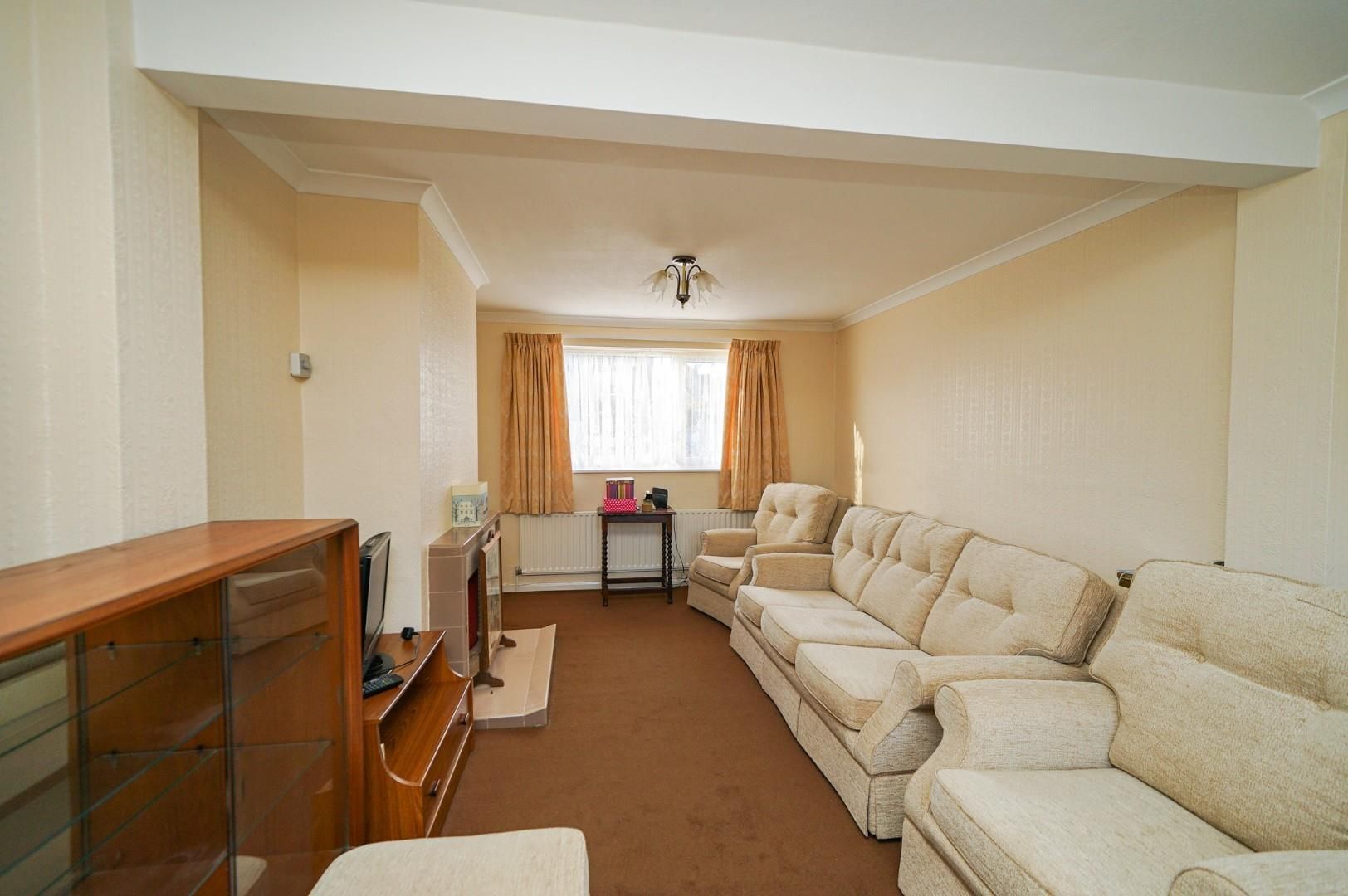 3 bed terraced house for sale in Woburn Road, Heath And Reach, Leighton