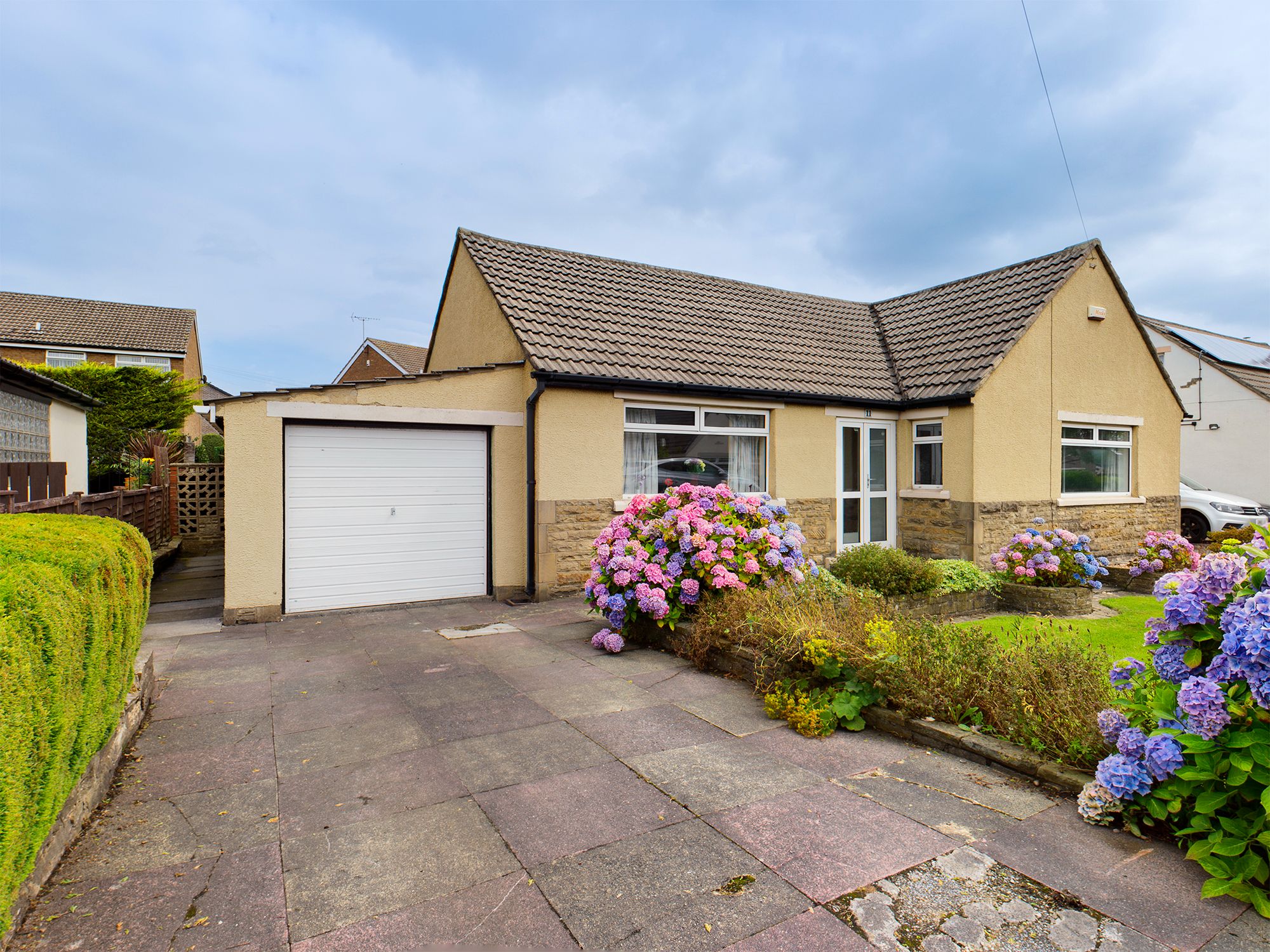 2 bed bungalow for sale in Tyersal Court, Tyersal, Bradford BD4 Zoopla