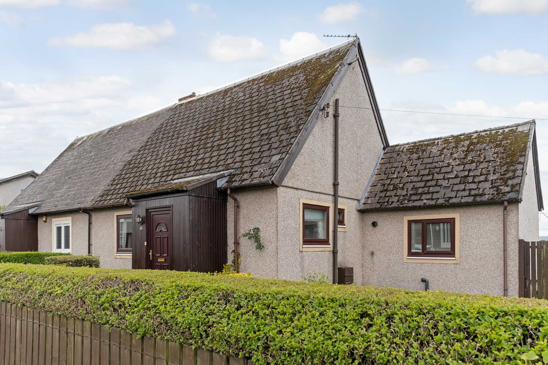 3 bed semidetached house for sale in First Avenue, Glasgow G71 Zoopla