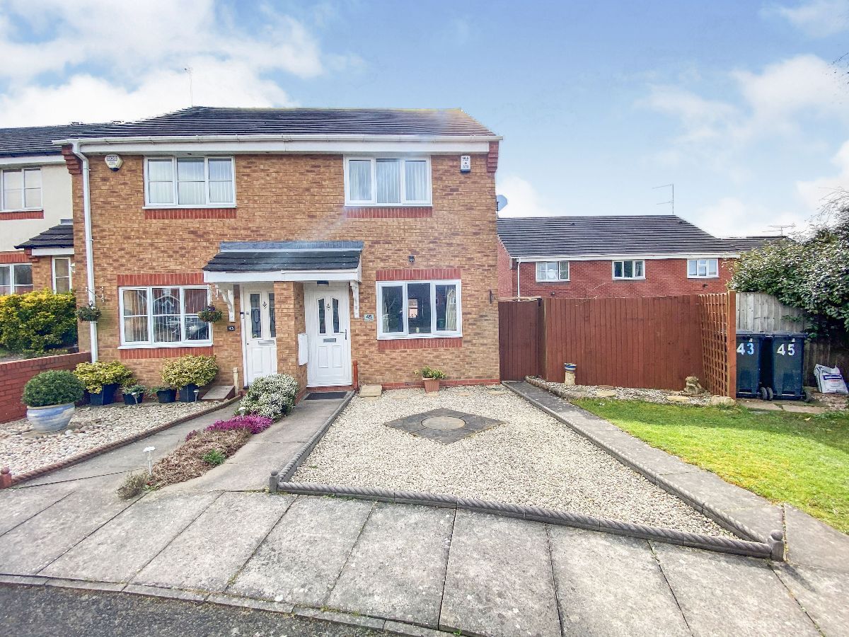 2 bed terraced house for sale in Richborough Drive, Dudley DY1 Zoopla