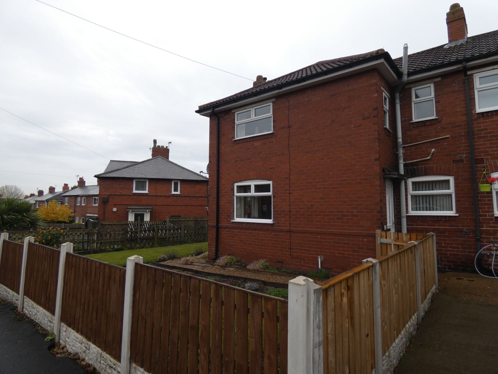 3 bed terraced house for sale in Park Avenue, Kippax, Leeds LS25 Zoopla