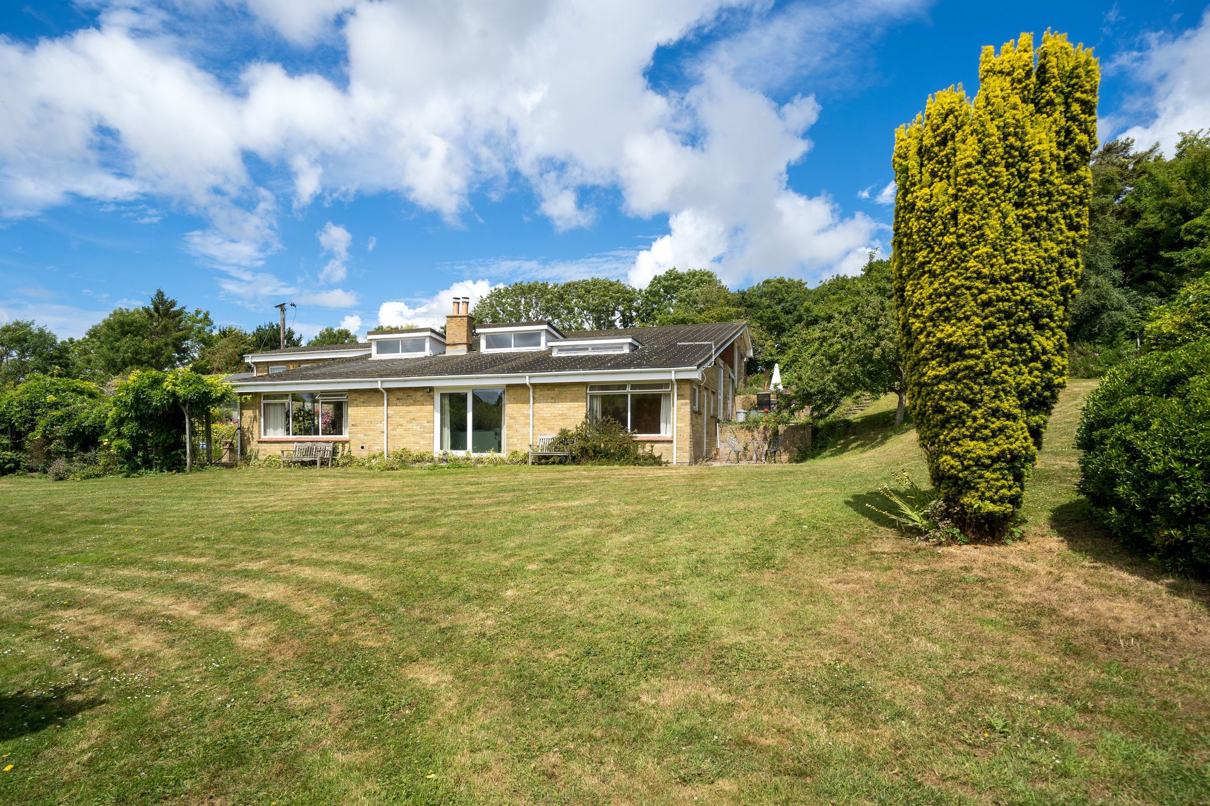 4 bed farmhouse for sale in Burnt House Lane, Newport PO30 Zoopla