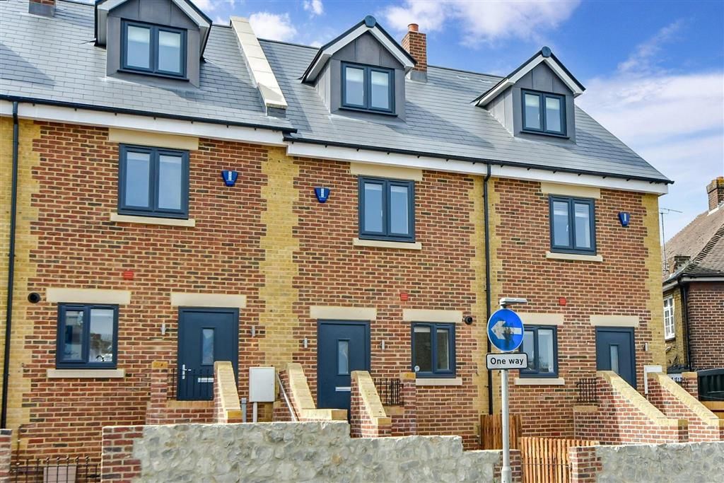 New home, 3 bed terraced house for sale in Loose Road, Maidstone, Kent