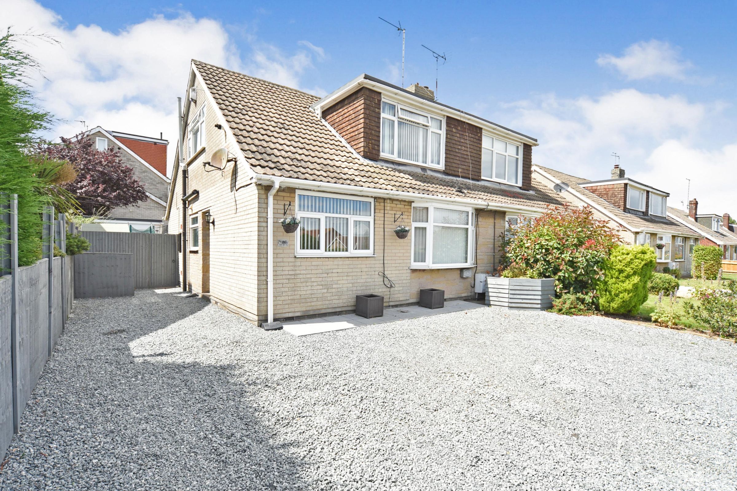 4 bed bungalow for sale in Thorngumbald Road, Paull, Hull, East