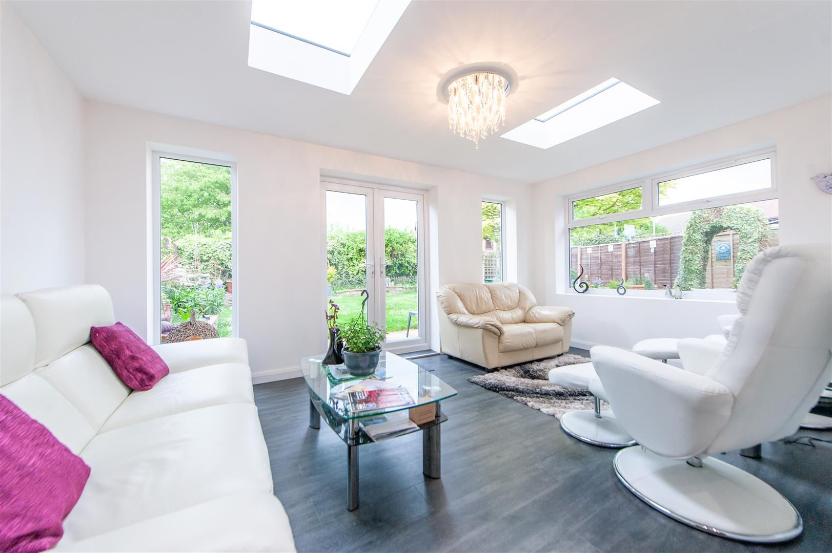 3 bed linkdetached house for sale in Stevens Road, Eccles, Aylesford