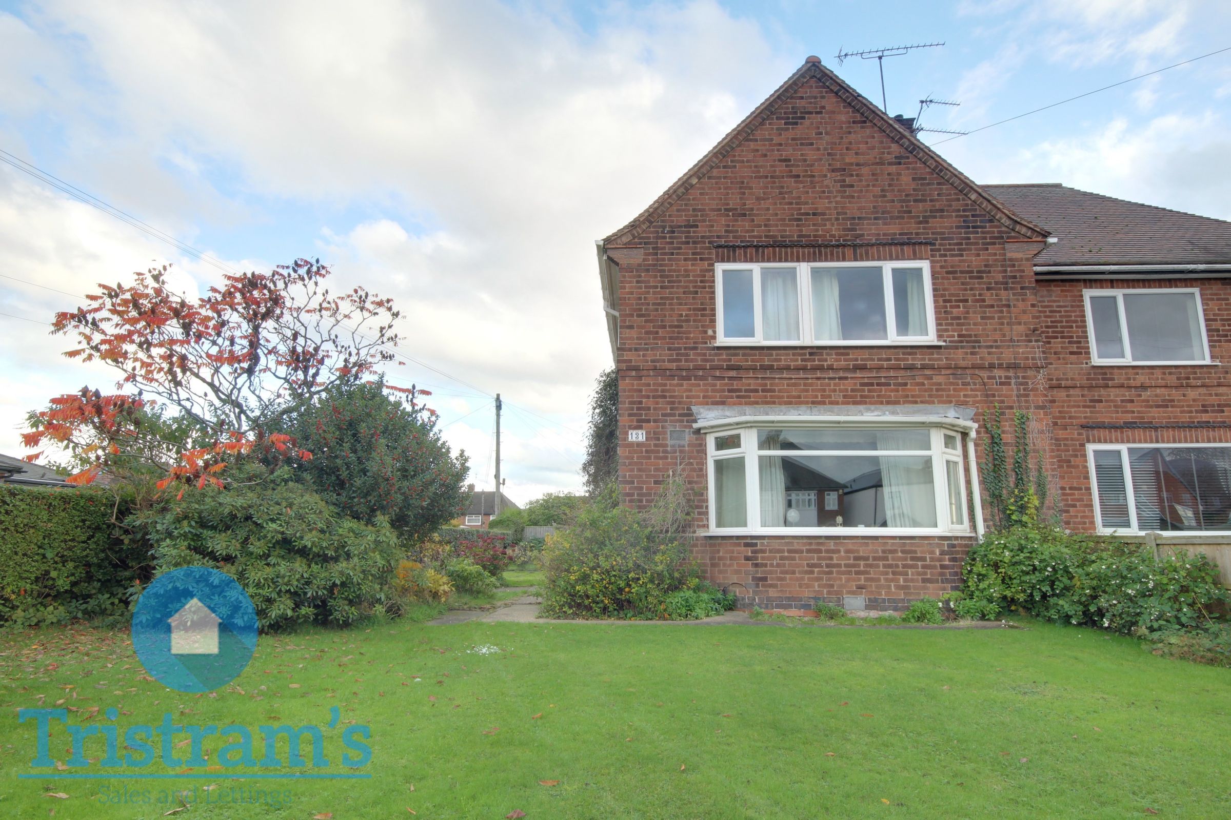3 bed semidetached house for sale in Hickings Lane, Stapleford