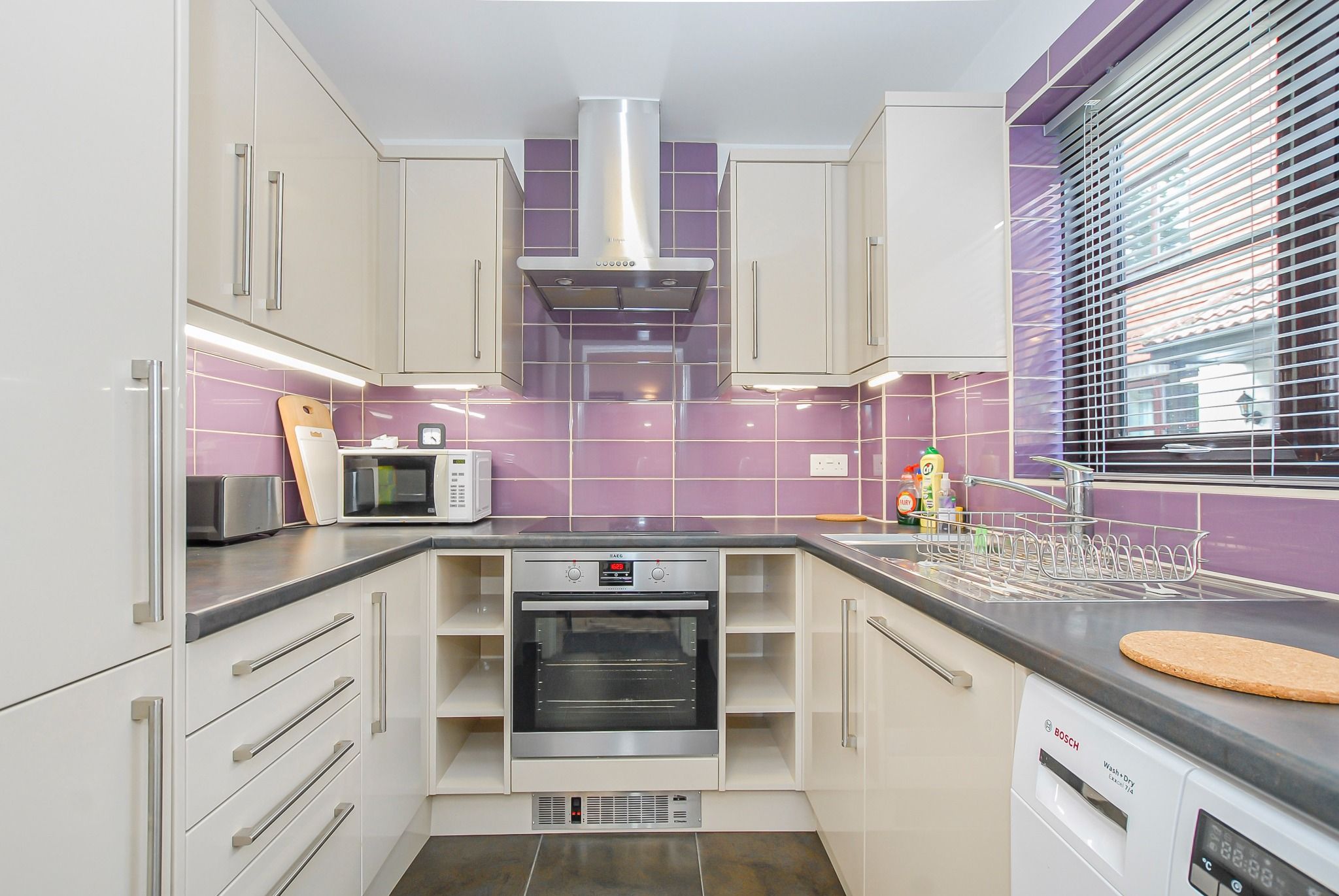 1 bed end terrace house for sale in Englefield Close, Englefield Green