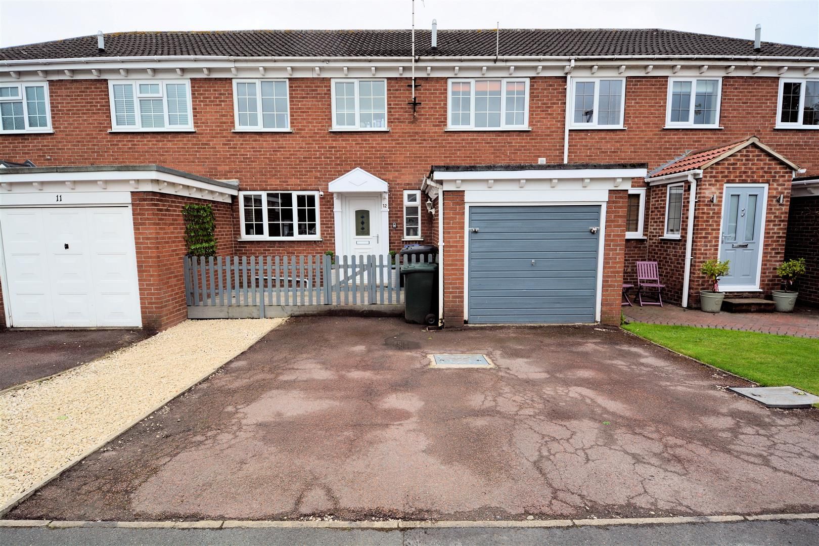 4 bed town house for sale in Cardinals Court, Cawood, Selby YO8 Zoopla