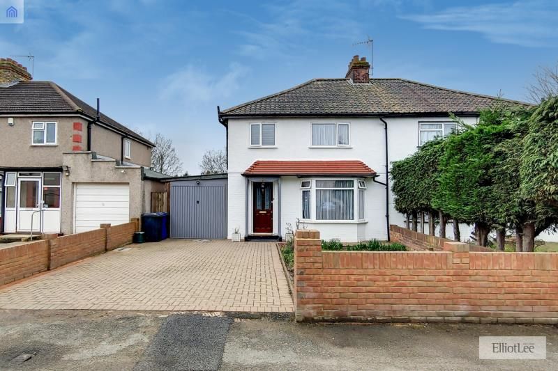 Costons Avenue, Greenford, Middlesex UB6, Greenford,