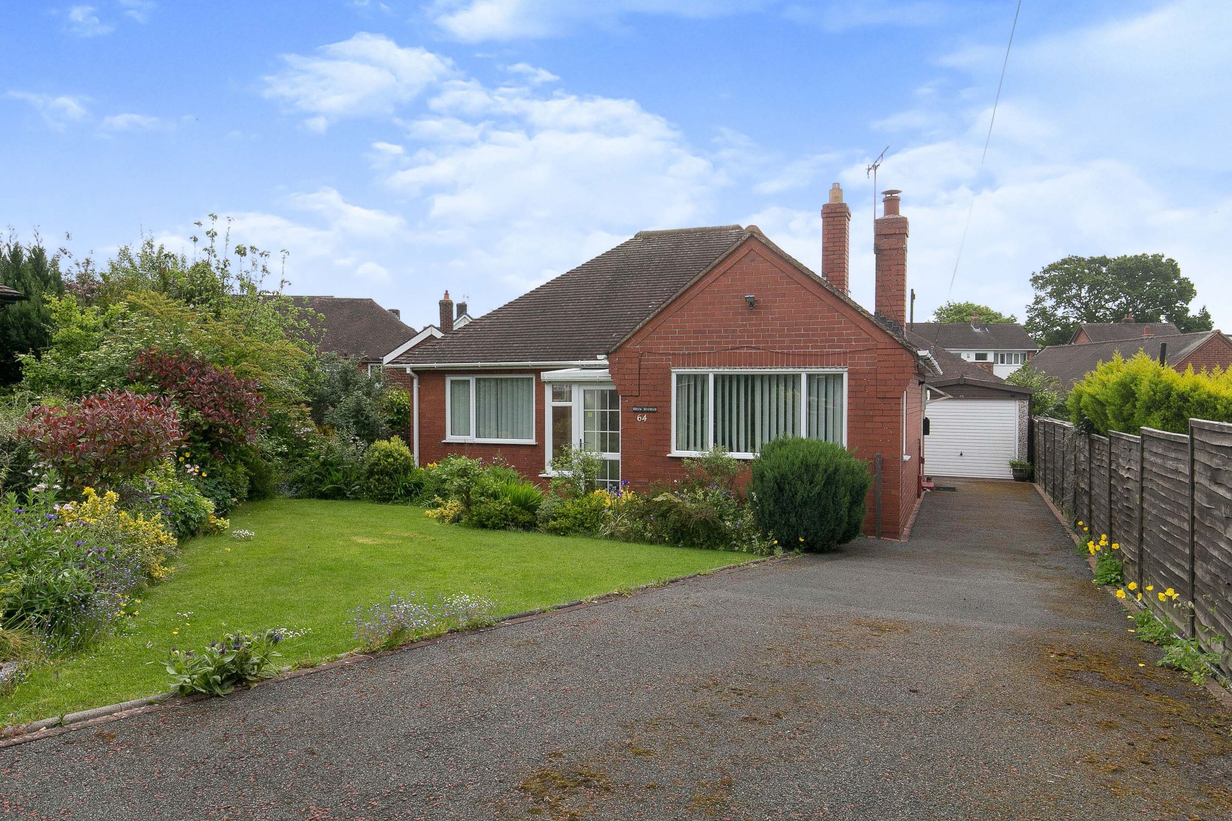 2 bed bungalow for sale in Bryn Awelon, Mold, Flintshire CH7 Zoopla