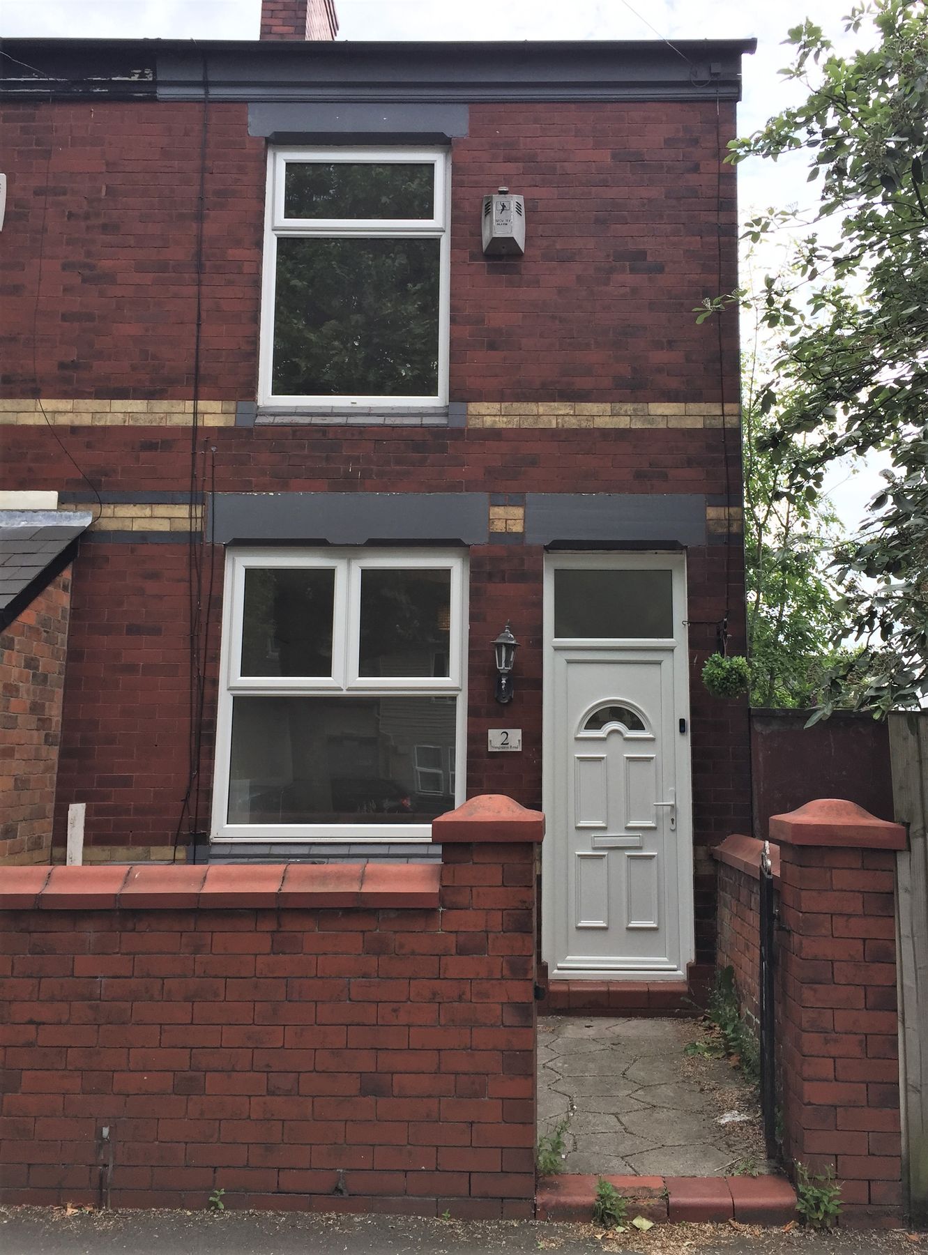2 bed semidetached house to rent in Nangreave Road, Stockport SK2 Zoopla