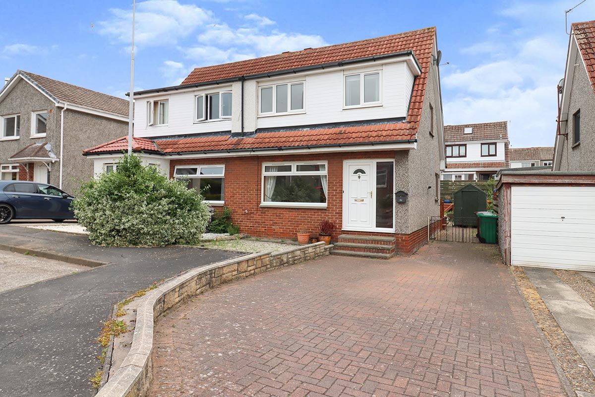 3 bed semidetached house for sale in Riggs View, Cairneyhill