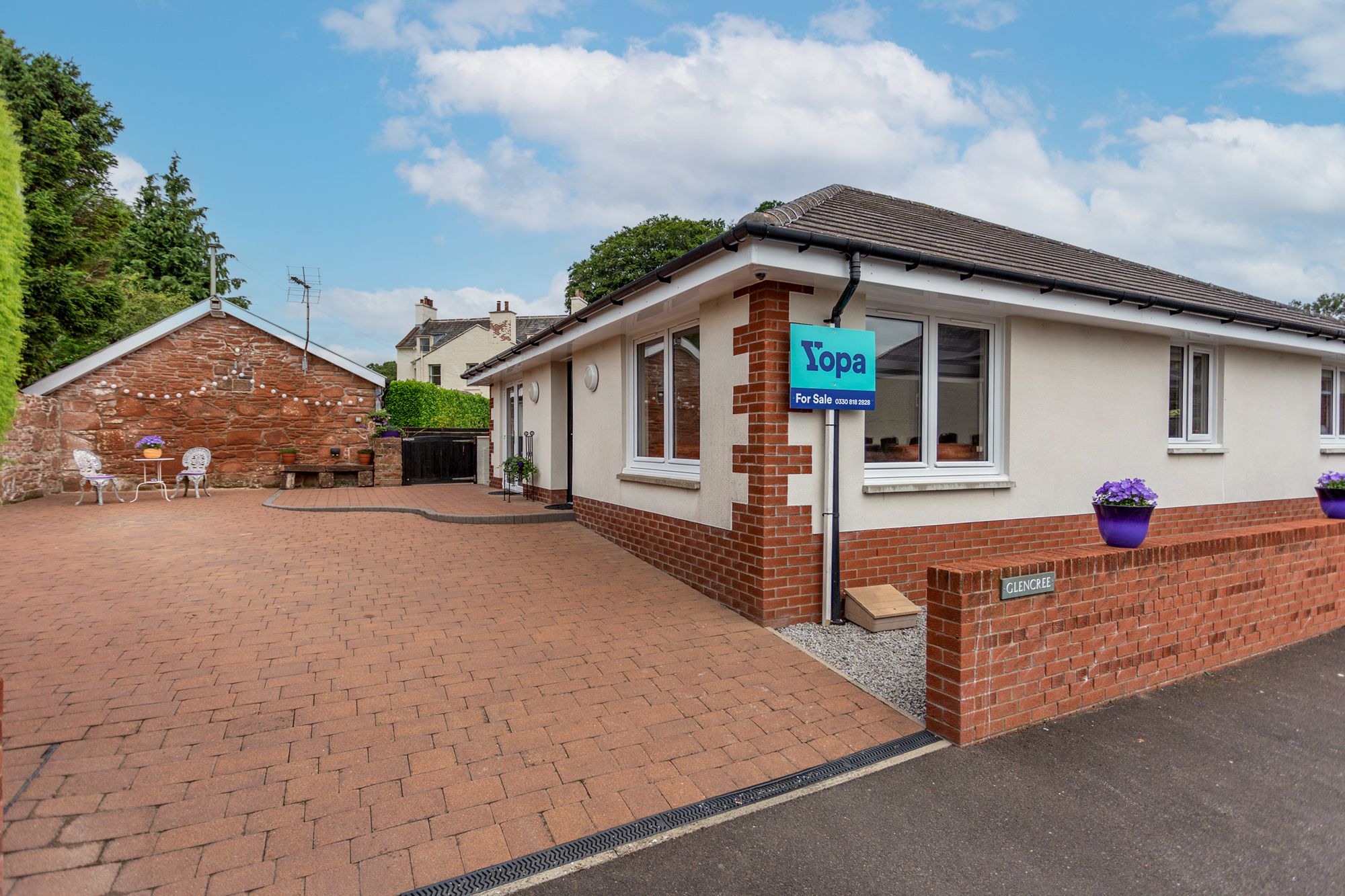 Rotchell Gardens Dumfries DG2  