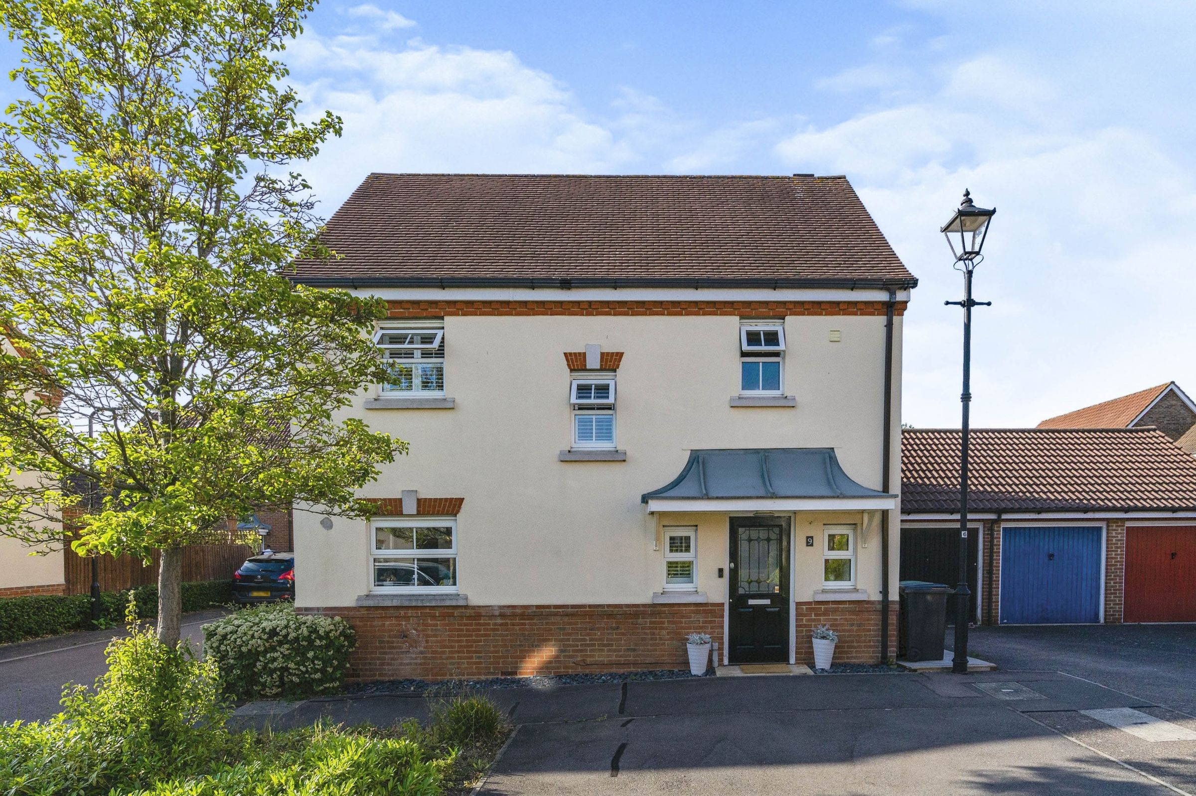 3 bed detached house for sale in Deer Park Way, Waltham Abbey EN9 Zoopla