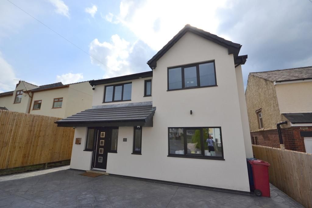4 bed detached house for sale in Calder Avenue, Billington, Clitheroe