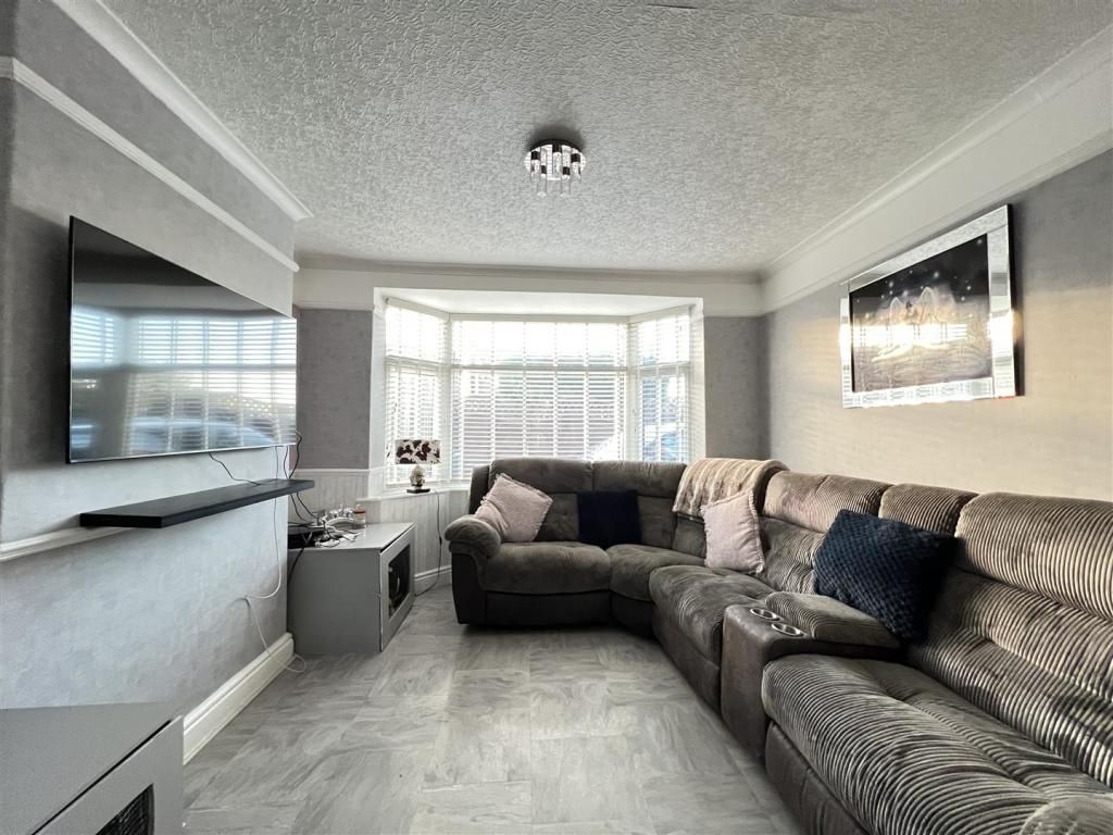 3 bed semidetached house for sale in Birch Lane, Dukinfield SK16 Zoopla
