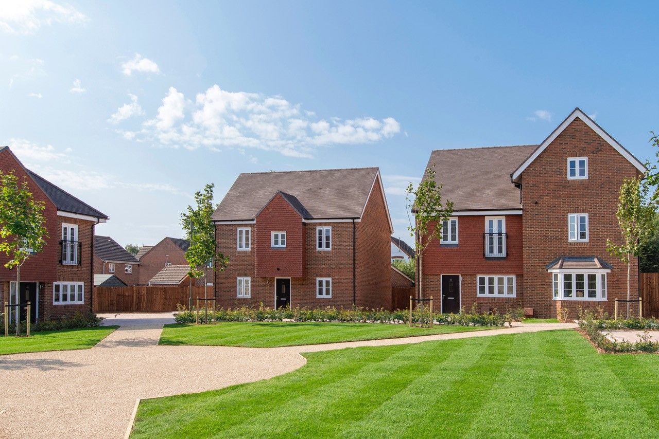 New home, 4 bed semidetached house for sale in The Porchester