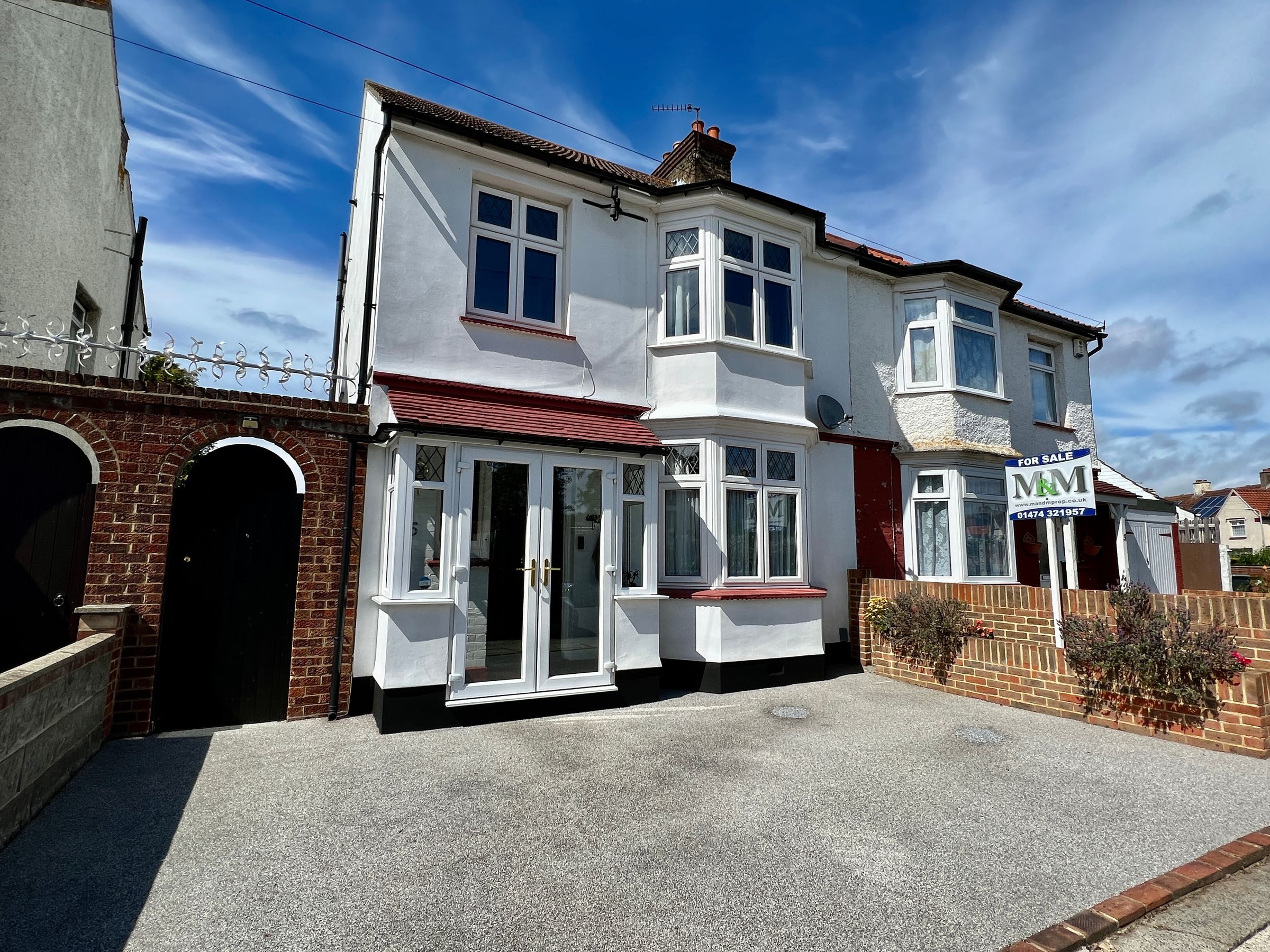 3 bed semidetached house for sale in Kings Drive, Gravesend DA12 Zoopla