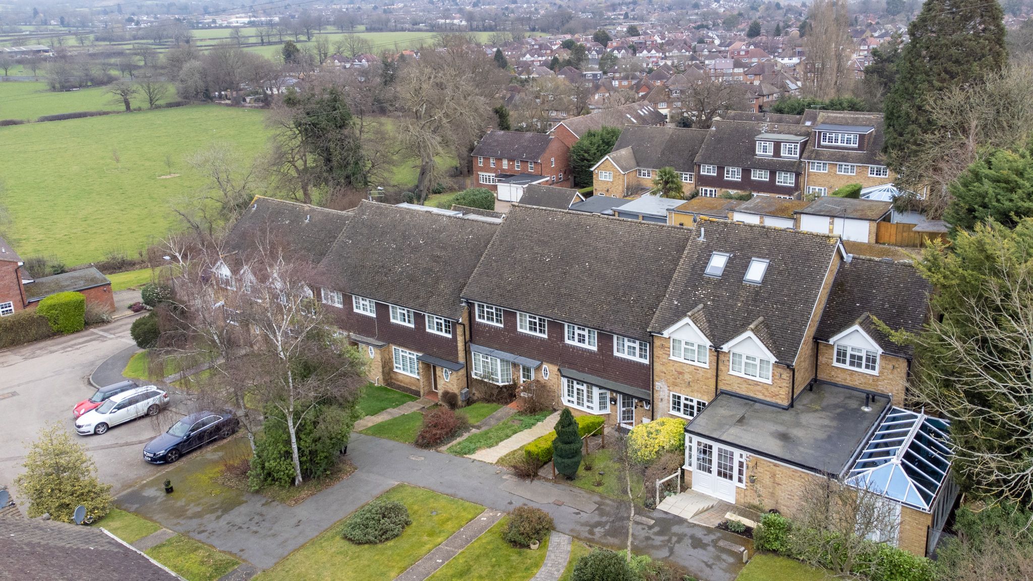 3 bed terraced house for sale in Wakehams Hill, Pinner HA5 Zoopla