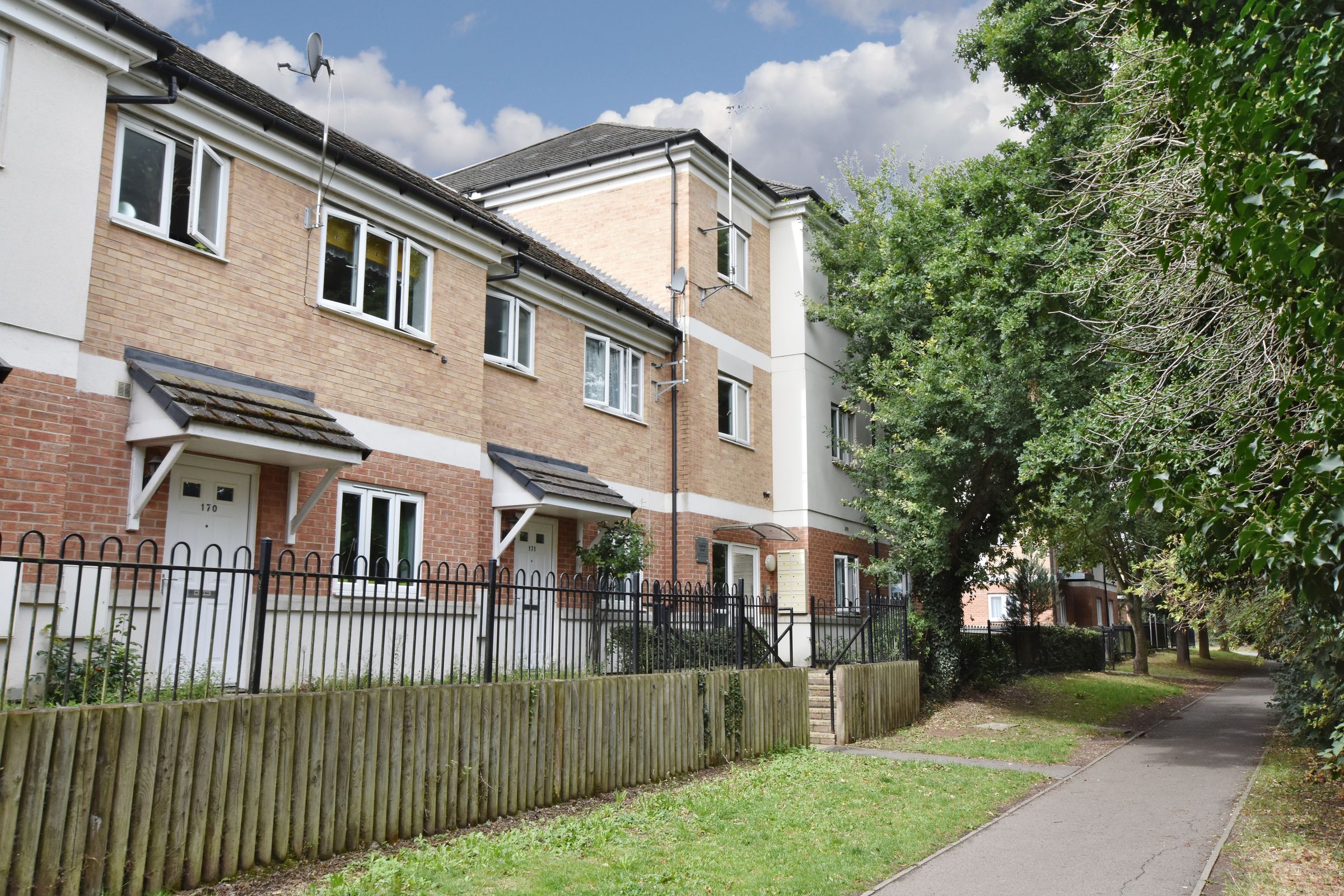 Rubens Court, Cezanne Road, Watford WD25