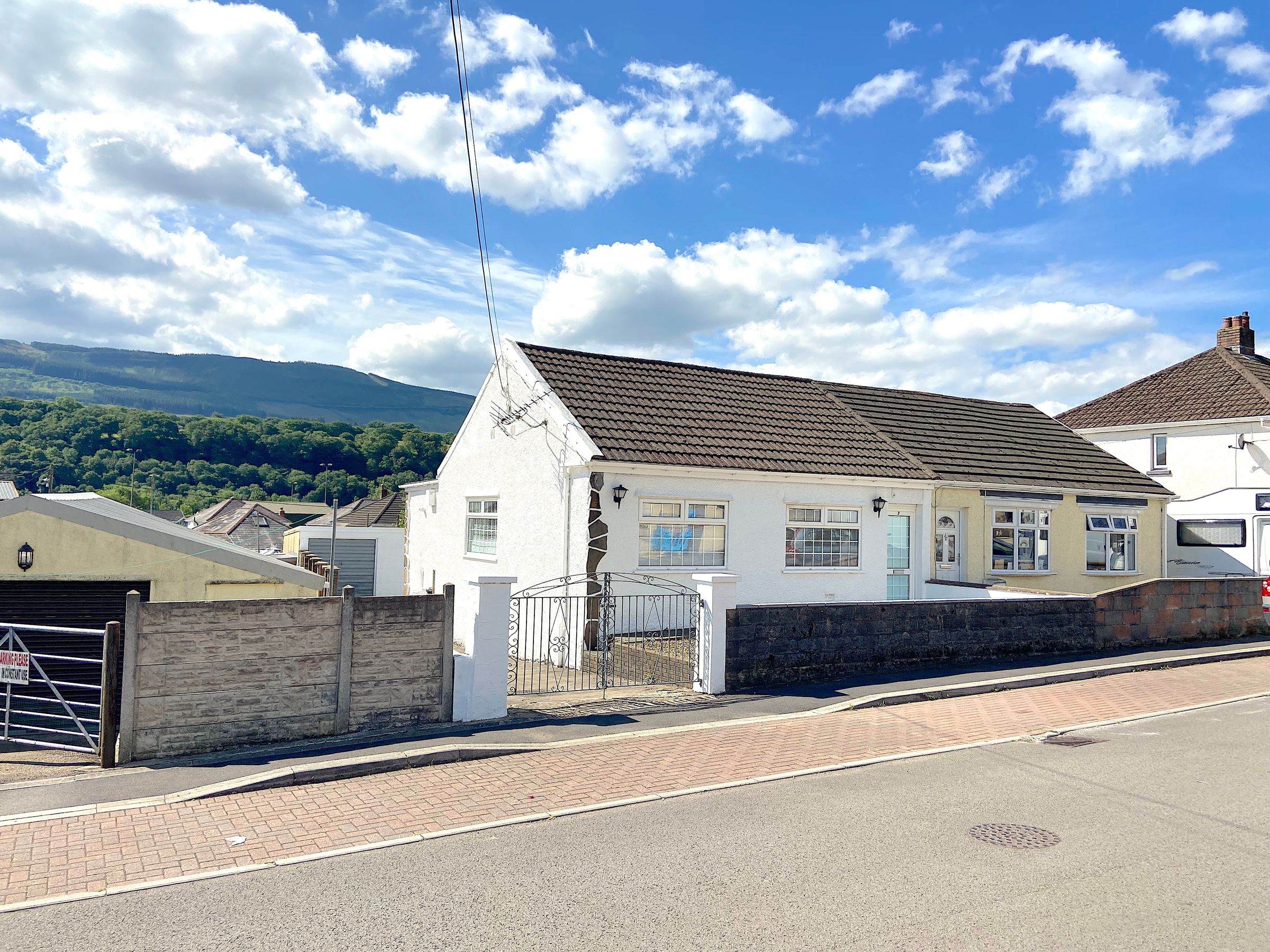 2 bed bungalow for sale in Hays Crescent, Glynneath SA11 Zoopla