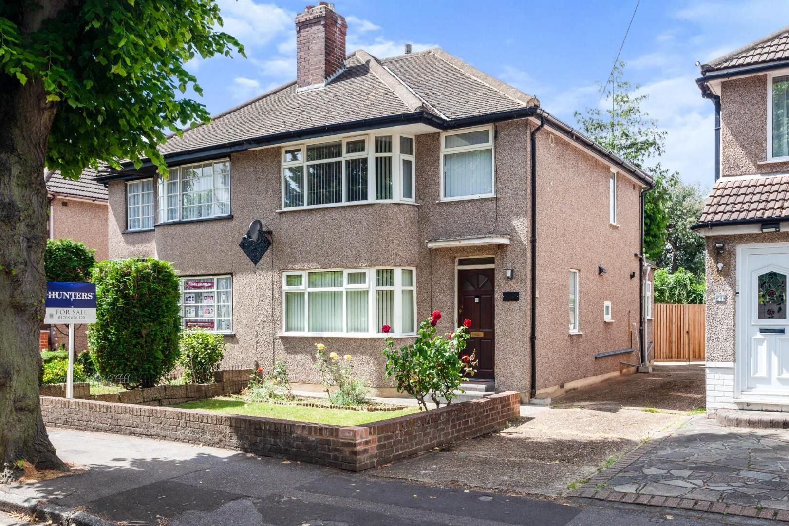 3 bed semidetached house for sale in St. Nicholas Avenue, Elm Park