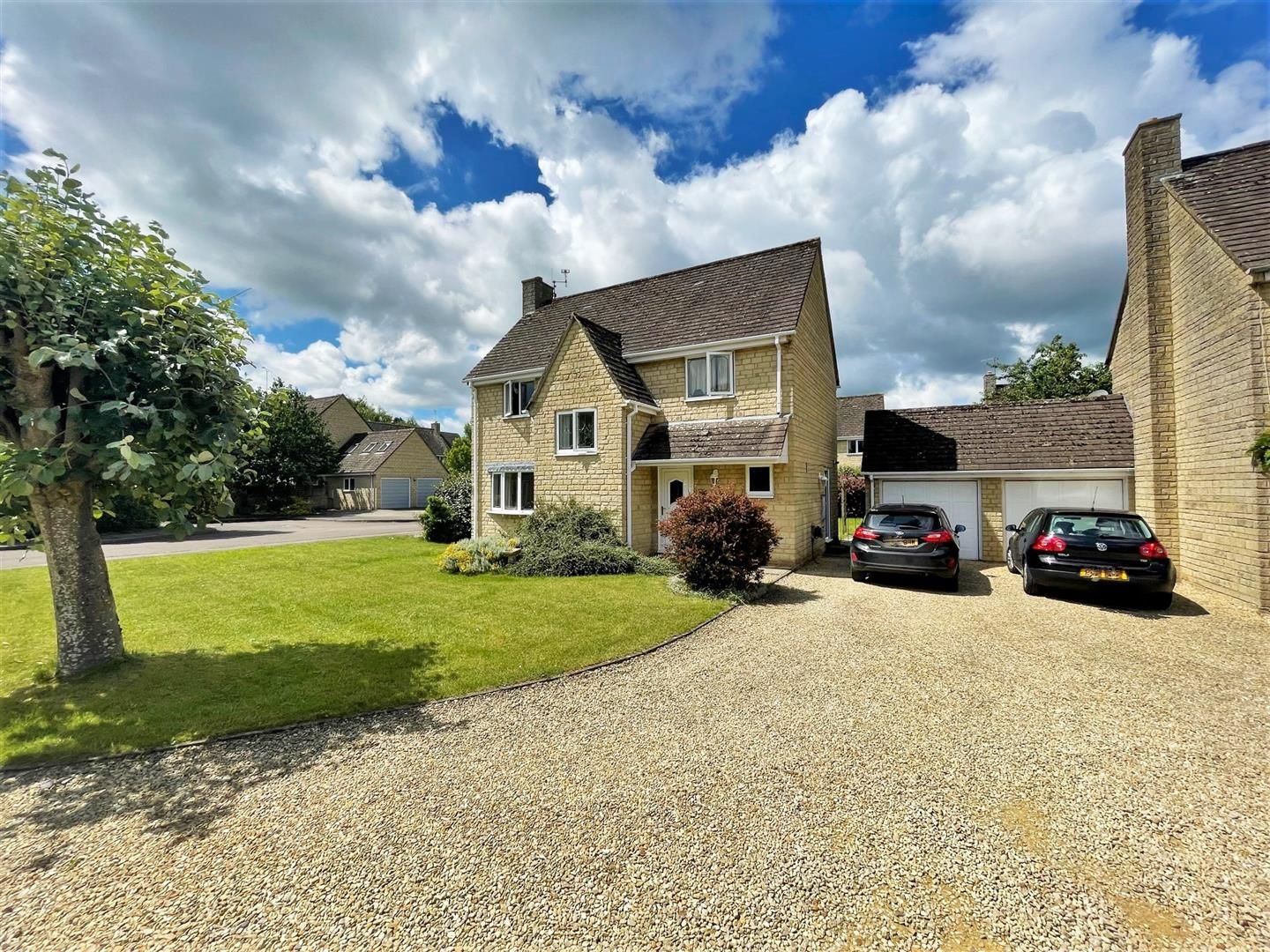 4 bed detached house for sale in Bouverie Park, Stanton St. Quintin