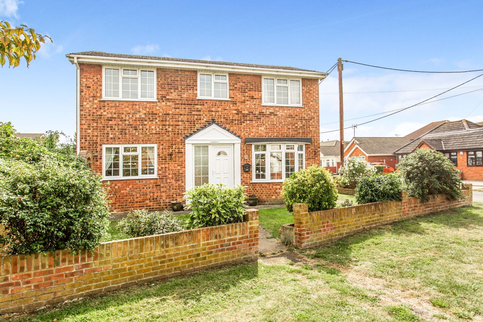 4 bed detached house for sale in Waarden Road, Canvey Island SS8 Zoopla
