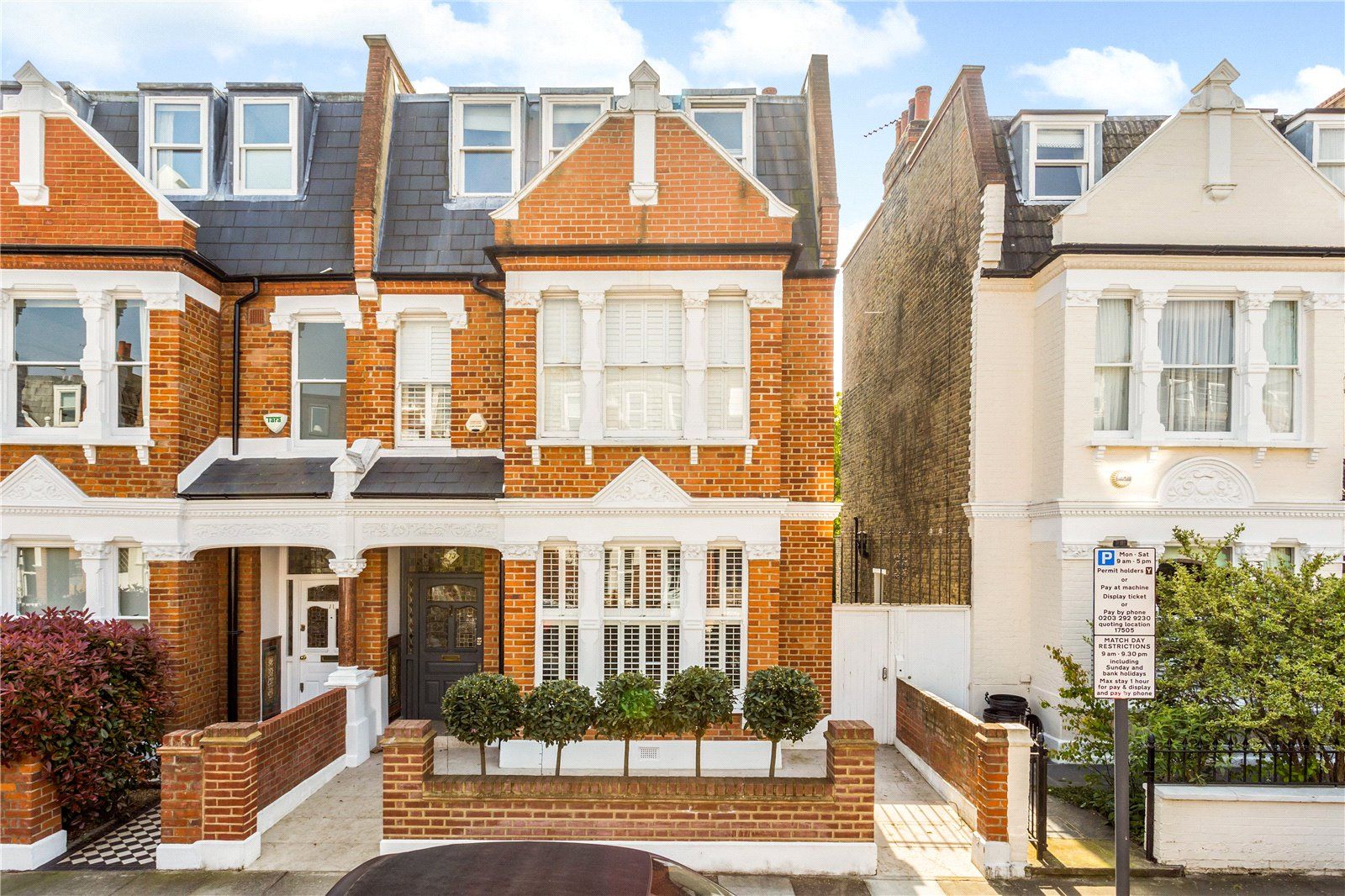 5 bed semidetached house for sale in Cloncurry Street, Park