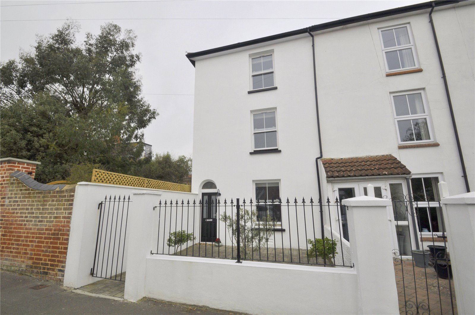 4 bed end terrace house for sale in Paget Road, Alverstoke, Gosport