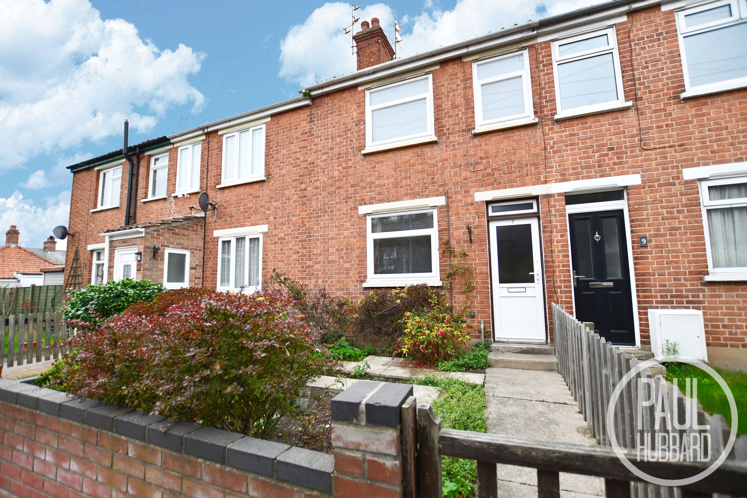 2 bed terraced house for sale in Somerton Avenue, Lowestoft, Suffolk