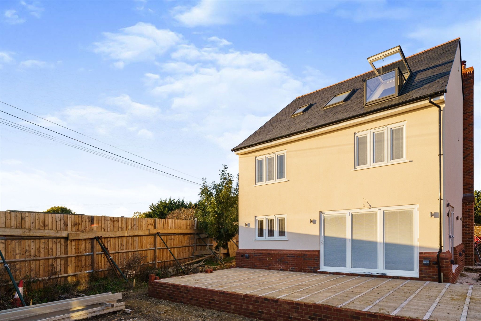New home, 4 bed detached house for sale in Walnut Tree Close, Nazeing