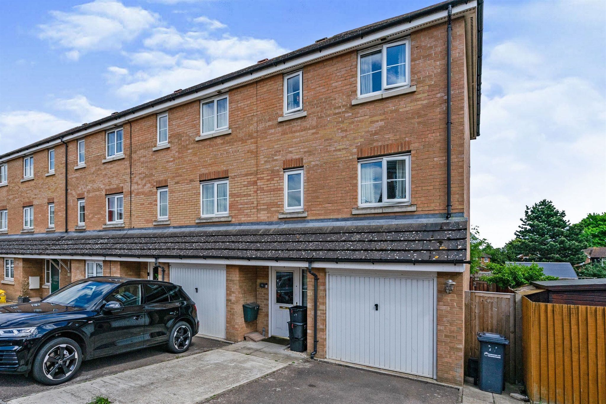 3 bed end terrace house for sale in Columbia Road, Broxbourne EN10 Zoopla