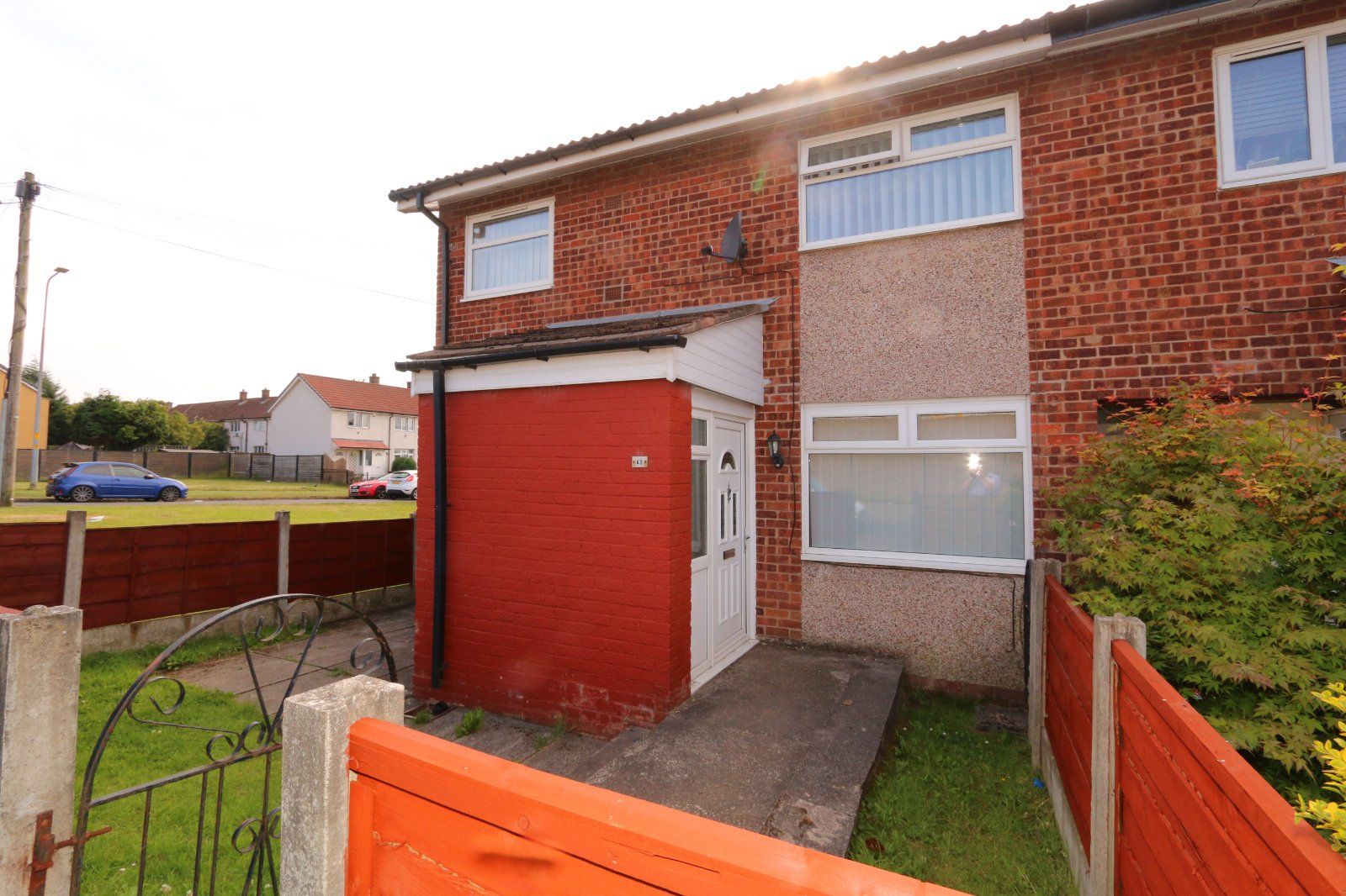 3 bed end terrace house for sale in Hattersley Road East, Hyde, Greater