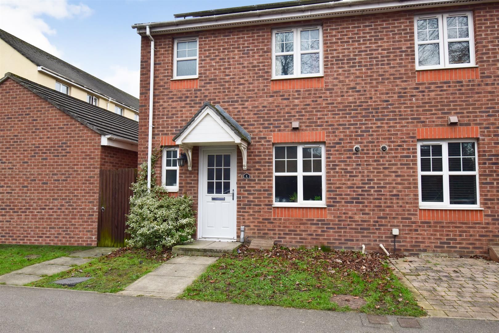 3 bed end terrace house for sale in Britannia Way, Bridlington YO16