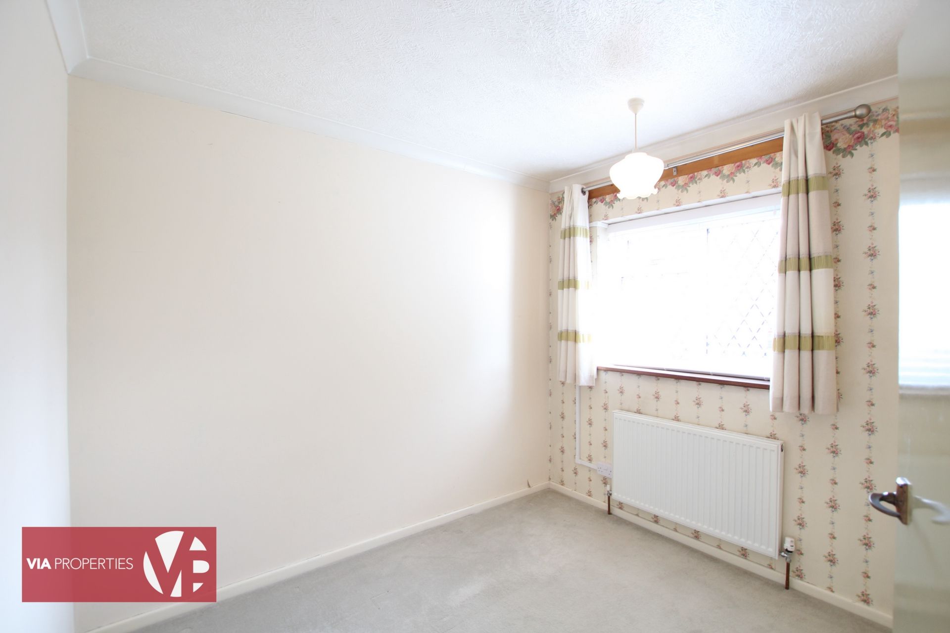 3 bed detached house to rent in College Road, Hoddesdon EN11 Zoopla