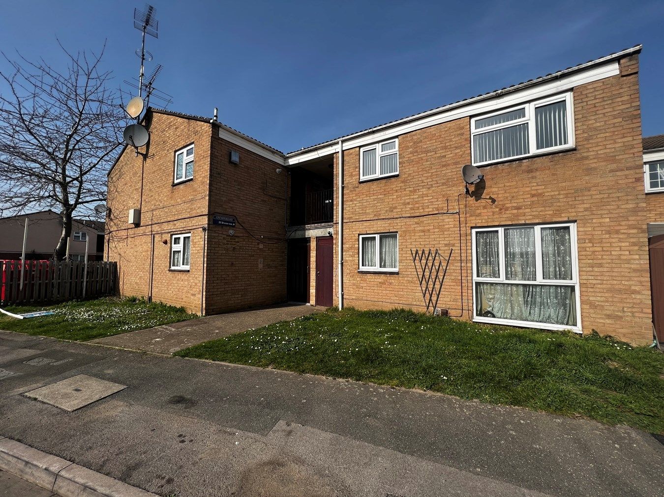 2 bed flat for sale in Greystoke Road, Slough SL2 Zoopla