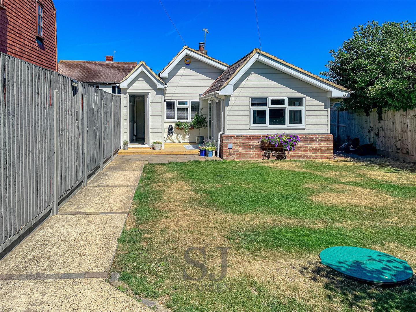 3 bed detached bungalow for sale in St. Lawrence Drive, St. Lawrence