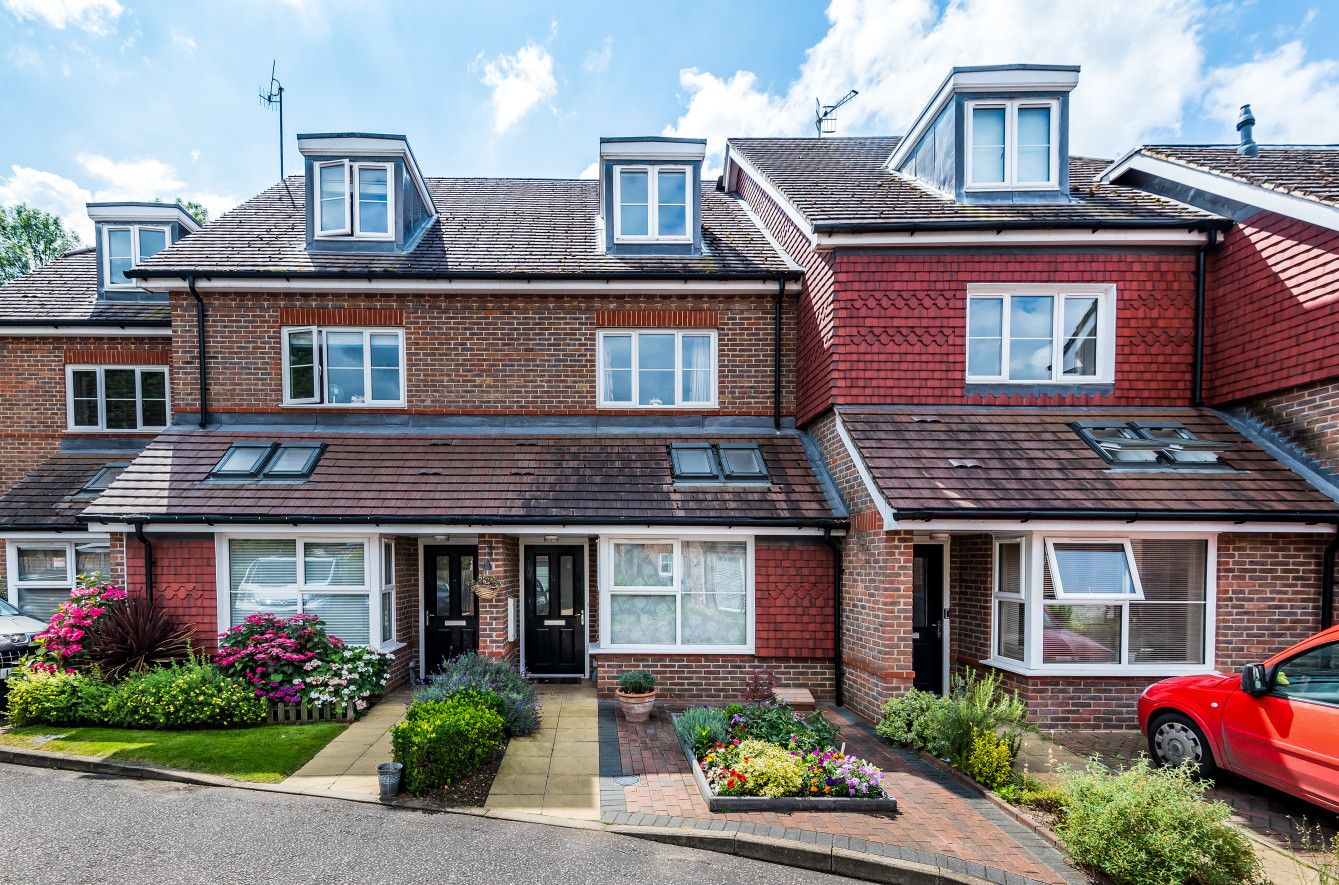 Burrow Close, Watford, Hertfordshire WD17  