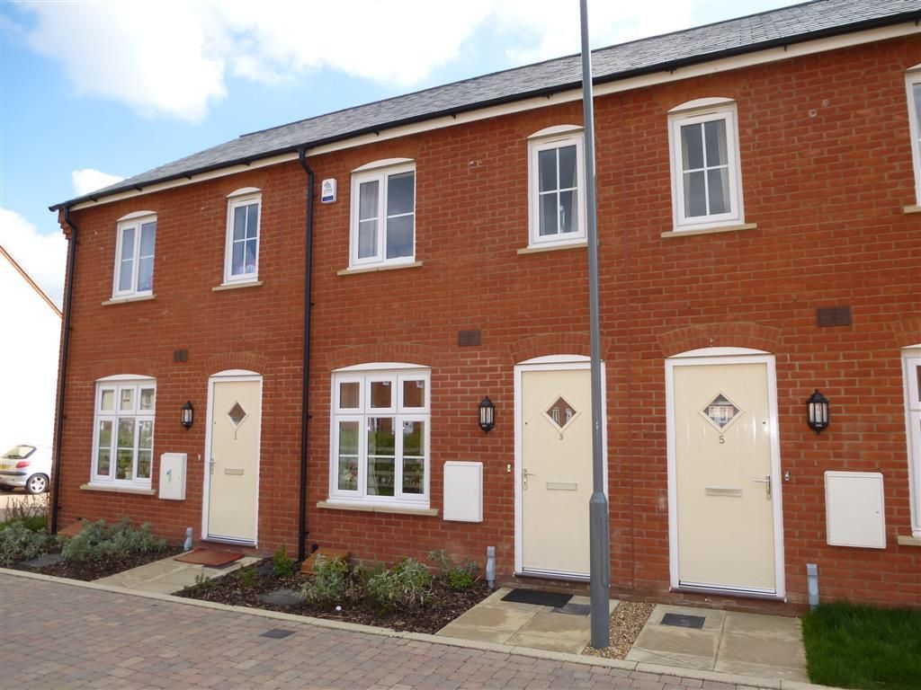 2 bed property to rent in Cranley Crescent, Aylesbury HP19 Zoopla